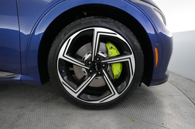 2024 Kia EV6 — photo 16 of 27