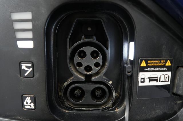 2024 Kia EV6 — photo 8 of 27