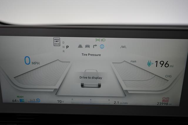 2024 Hyundai IONIQ 5 — photo 5 of 21
