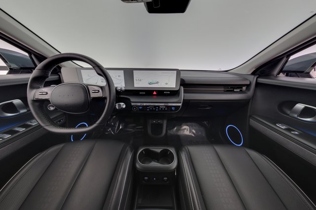 2024 Hyundai IONIQ 5 — photo 21 of 26