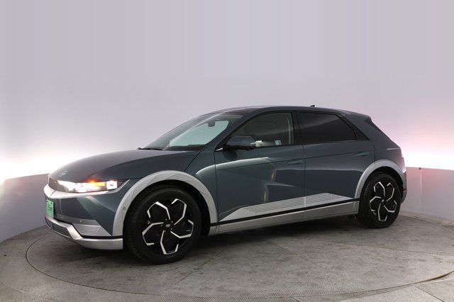 2024 Hyundai IONIQ 5 — photo 14 of 22