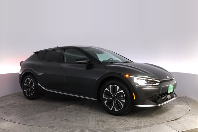 2024 Kia EV6 — photo 11 of 23