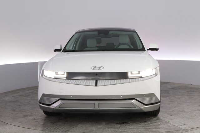 2024 Hyundai IONIQ 5 — photo 9 of 20