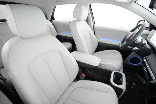 2024 Hyundai IONIQ 5 — photo 18 of 20