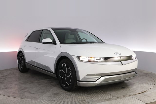 2024 Hyundai IONIQ 5 — photo 10 of 20