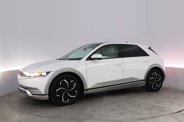 2024 Hyundai IONIQ 5 — photo 14 of 20