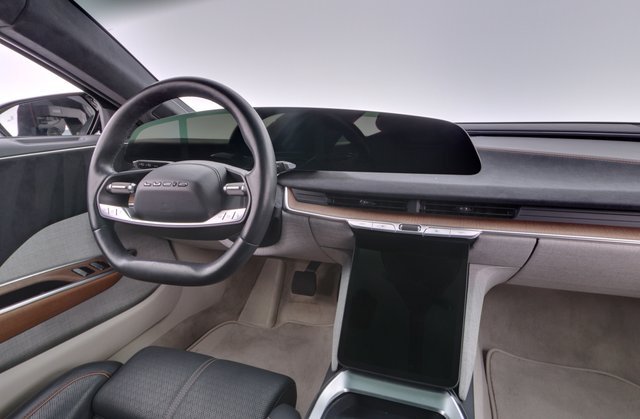 2022 Lucid Air — photo 20 of 27