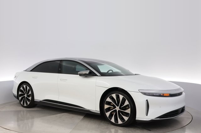 2022 Lucid Air — photo 11 of 27