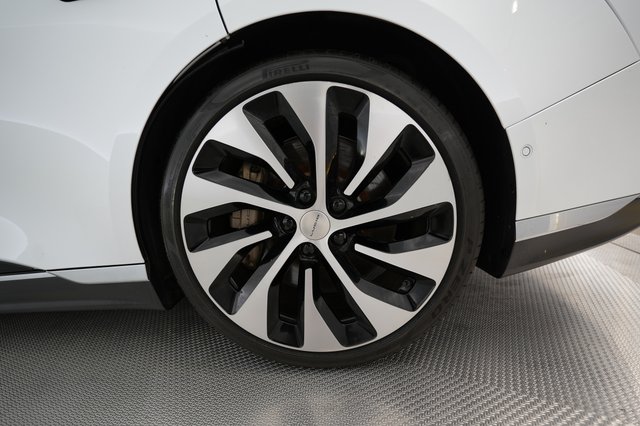 2022 Lucid Air — photo 17 of 27