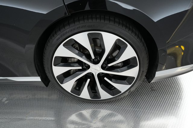 2022 Lucid Air — photo 15 of 22