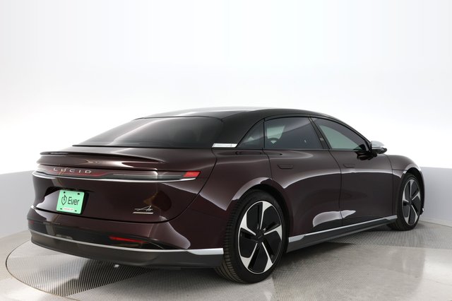 2022 Lucid Air — photo 2 of 19