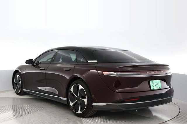 2022 Lucid Air — photo 11 of 19