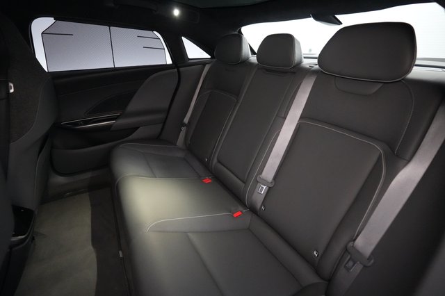 2023 Lucid Air — photo 19 of 24