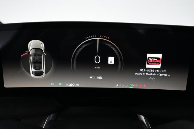 2023 Lucid Air — photo 5 of 24