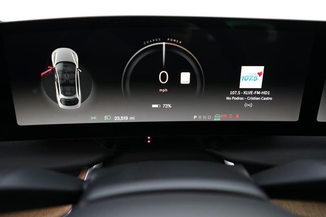 2023 Lucid Air — photo 5 of 24