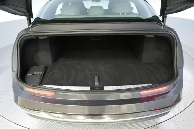 2023 Lucid Air — photo 6 of 24