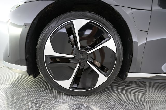 2023 Lucid Air — photo 17 of 24