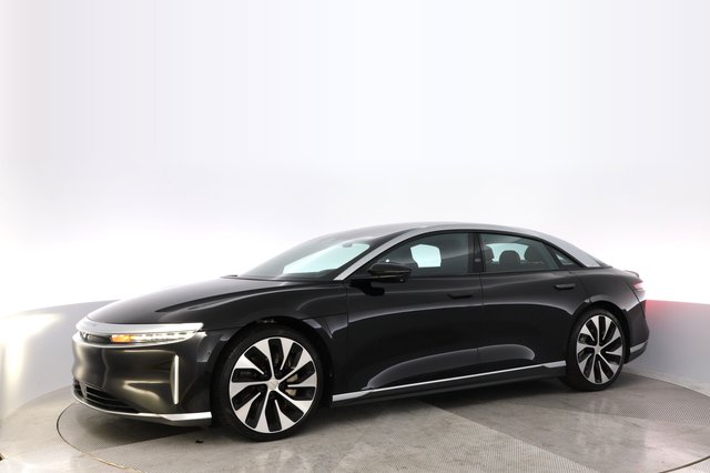 2023 Lucid Air — photo 14 of 29