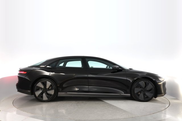 2024 Lucid Air — photo 10 of 23