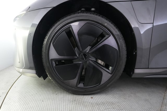2024 Lucid Air — photo 15 of 23