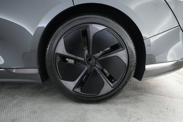 2024 Lucid Air — photo 7 of 23