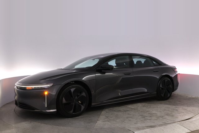 2024 Lucid Air — photo 14 of 23