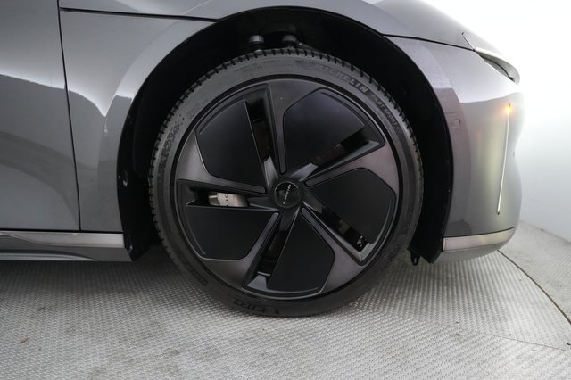 2024 Lucid Air — photo 16 of 23