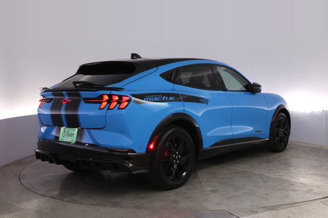 2023 Ford Mustang Mach-E — photo 2 of 25