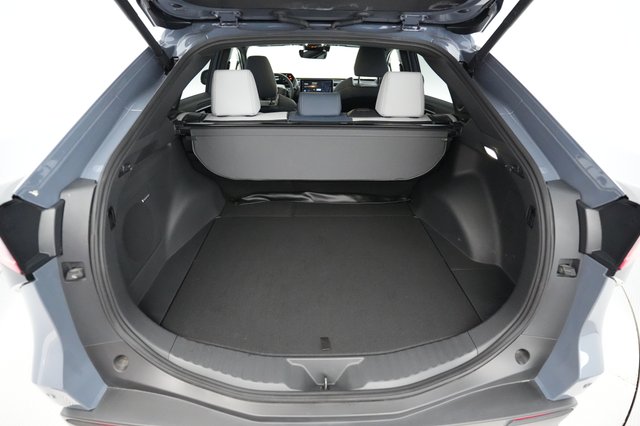 2023 Subaru Solterra — photo 6 of 19