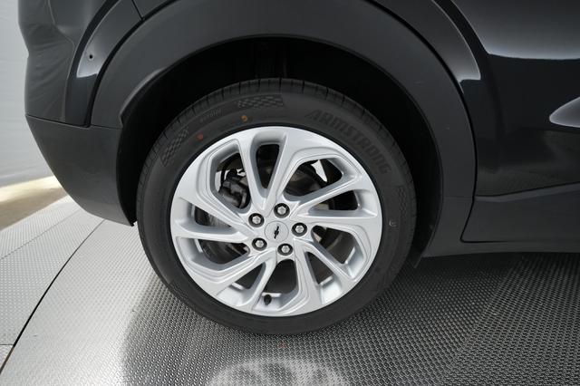2023 Chevrolet Bolt EUV — photo 7 of 19