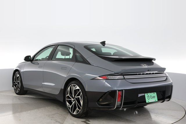 2024 Hyundai IONIQ 6 — photo 11 of 21