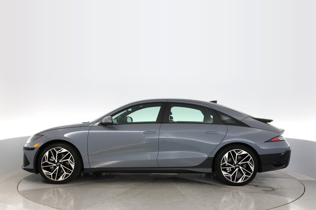 2024 Hyundai IONIQ 6 — photo 12 of 21