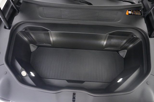2025 Rivian R1T — photo 20 of 22