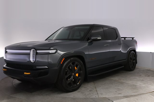 2025 Rivian R1T — VIN 7FCTGCAP7SN040338