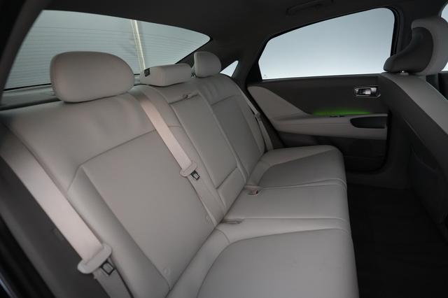2025 Hyundai IONIQ 6 — photo 4 of 21