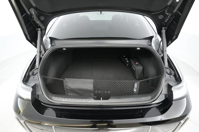 2025 Hyundai IONIQ 6 — photo 6 of 21