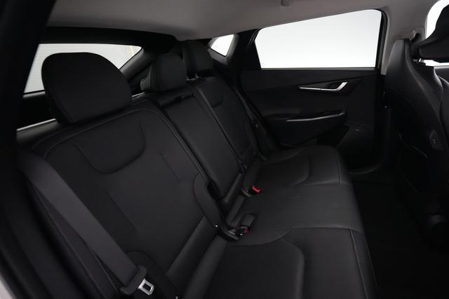 2023 Kia EV6 — photo 4 of 19