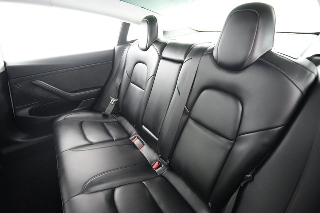 2020 Tesla Model 3 — photo 19 of 22