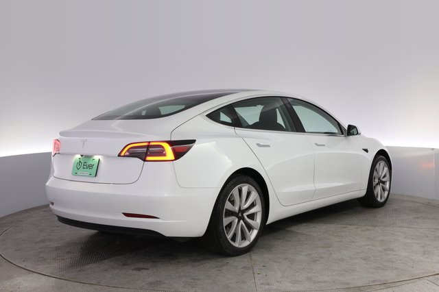 2020 Tesla Model 3 — photo 2 of 22