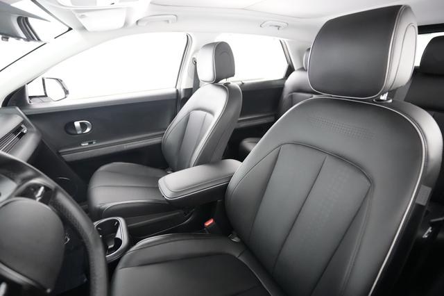 2024 Hyundai IONIQ 5 — photo 3 of 26