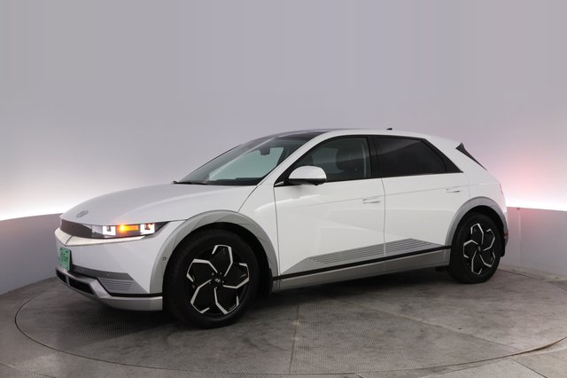 2024 Hyundai IONIQ 5 — photo 14 of 26