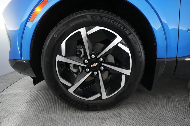 2024 Chevrolet Equinox EV — photo 15 of 27