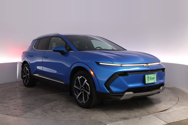 2024 Chevrolet Equinox EV — photo 10 of 27