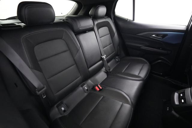 2024 Chevrolet Equinox EV — photo 4 of 27