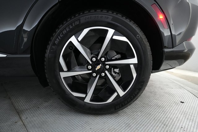 2024 Chevrolet Equinox EV — photo 7 of 23