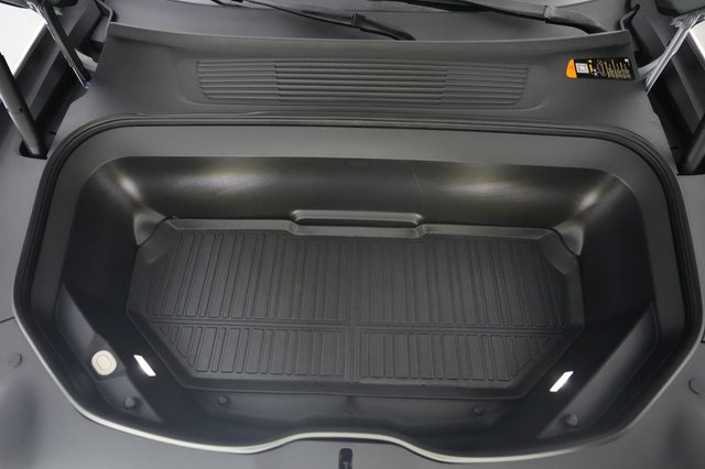 2024 Rivian R1T — photo 20 of 22