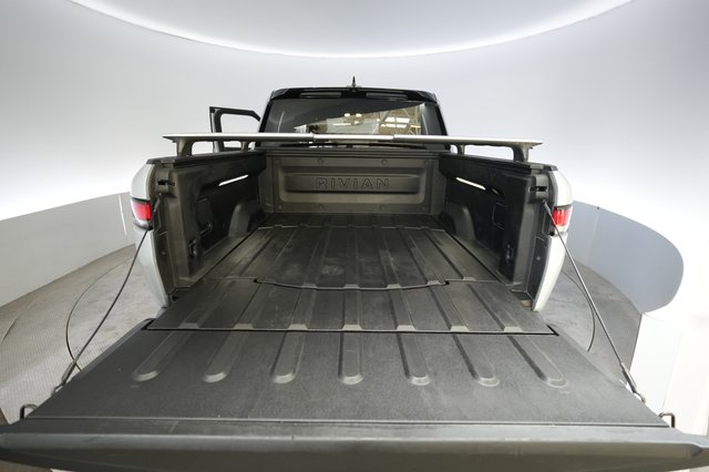 2024 Rivian R1T — photo 6 of 22