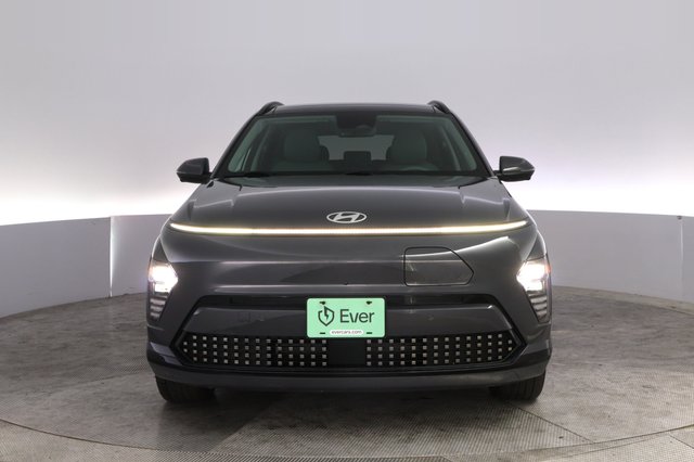 2024 Hyundai Kona Electric — photo 9 of 22