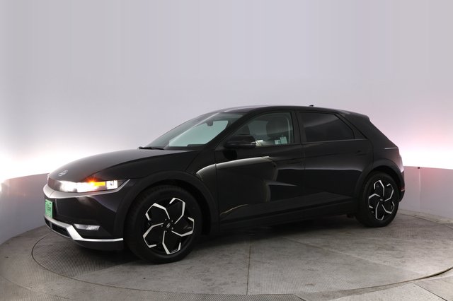 2024 Hyundai IONIQ 5 — photo 14 of 24
