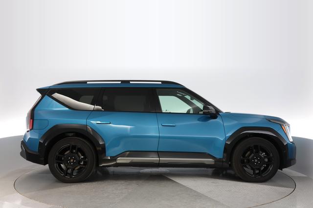 2024 Kia EV9 — photo 10 of 19